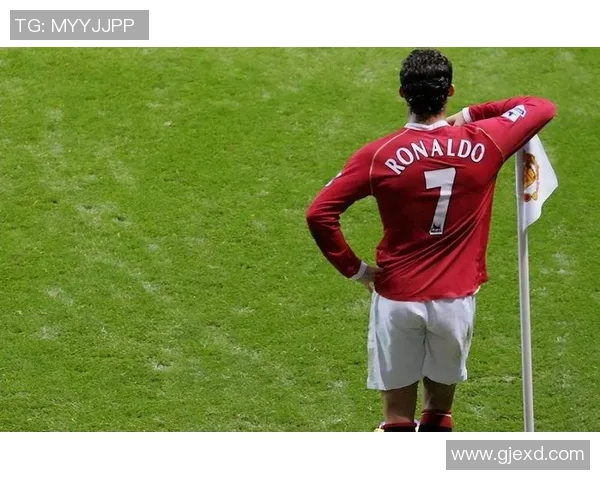 足球明星视角下的世界 足球场上的每一刻都在他们眼中闪耀